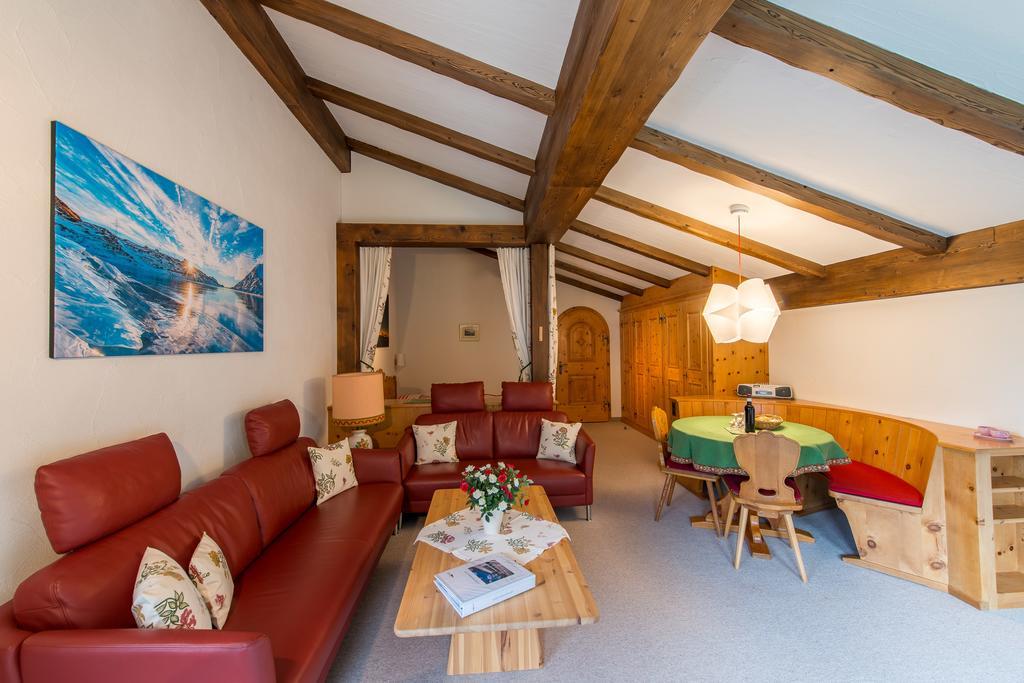 Chesa La Furia Apartment Pontresina Exterior photo